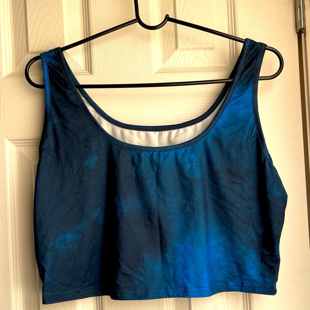1XL black and blue marble tank top and skirt